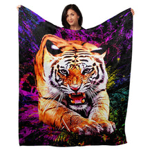 Load image into Gallery viewer, 50&quot; x 60&quot; Tiger Jungle Plush Minky Blanket
