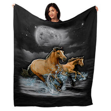 Load image into Gallery viewer, 50&quot; x 60&quot; Horse Wilderness Plush Minky Blanket
