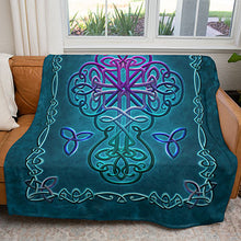 Load image into Gallery viewer, 50&quot; x 60&quot; Celtic Cross Plush Minky Blanket
