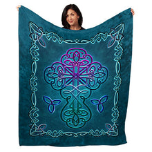 Load image into Gallery viewer, 50&quot; x 60&quot; Celtic Cross Plush Minky Blanket
