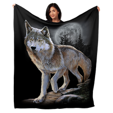 Load image into Gallery viewer, Wolf Alert 50&quot; x 60&quot; Fleece Blanket
