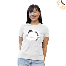 Load image into Gallery viewer, Women&#39;s Lovers Silhouette Solar Tee
