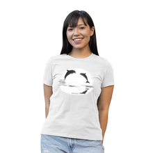Load image into Gallery viewer, Women&#39;s Lovers Silhouette Solar Tee
